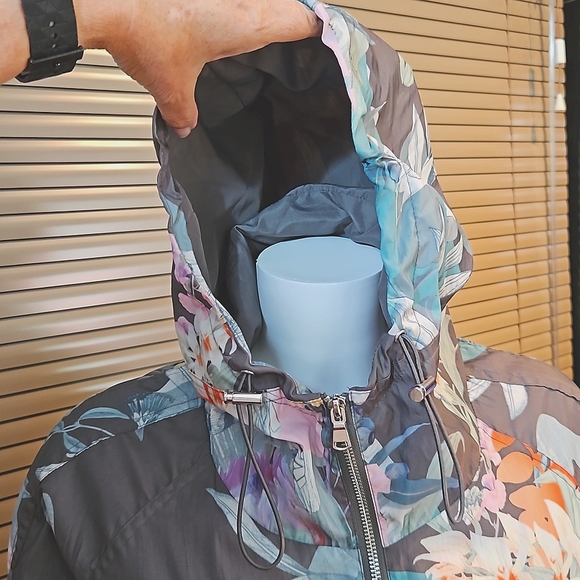 *AS NEW* NEXT rain coat w hood - outdoors, rambling, birding. Bomber jacket - Picture 6 of 15